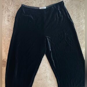 DUÉ PER DUÉ Wide Leg Silk Blend Velvet Pants